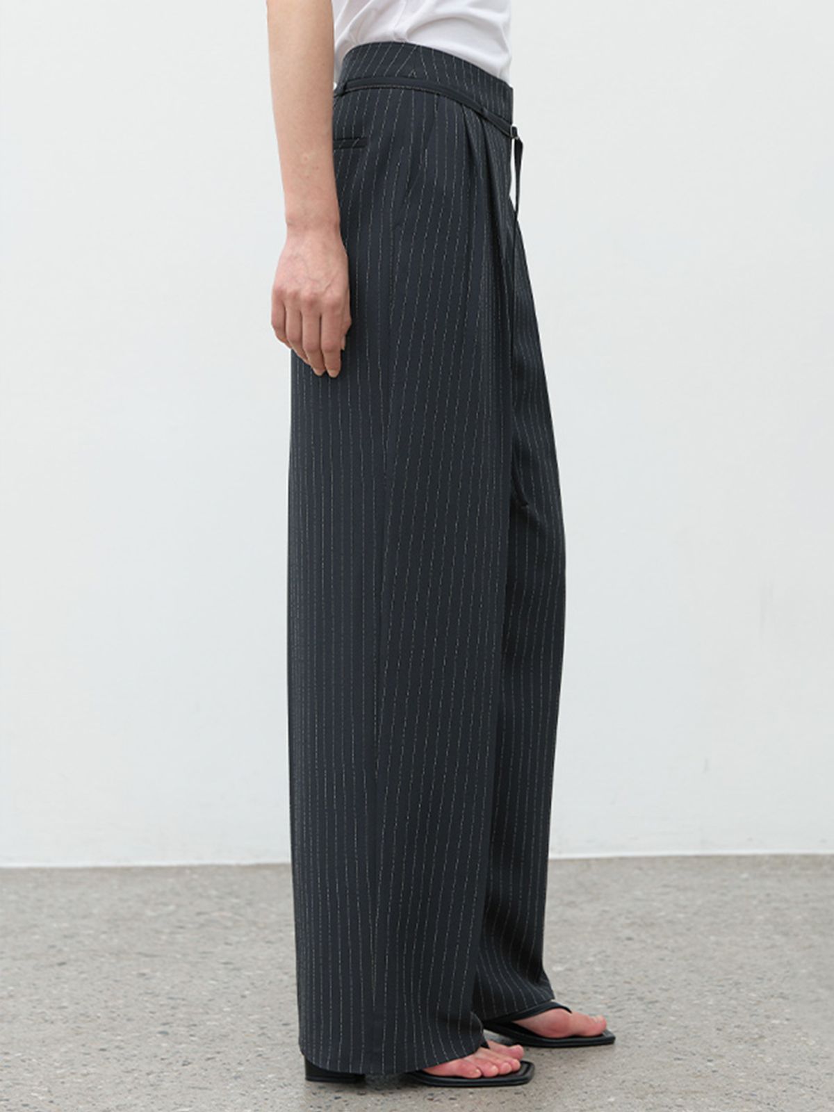 아틀리에 나인(ATELIER NAIN) ESSENTIAL ROGER STRIPE PANTS S(PT-5662)