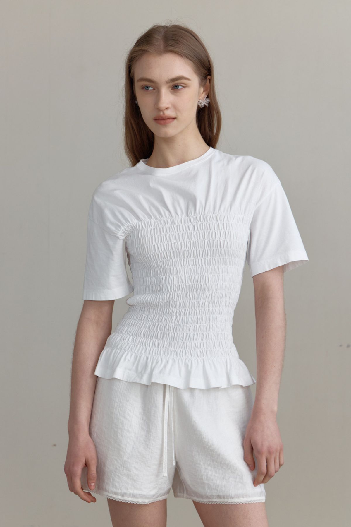 오브오브(OVEOF) Polin Smocked Top_White