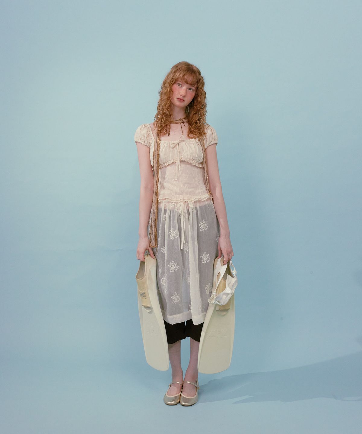 루루서울(LOULOUSEOUL) Grove Puff Blouse (Scarf Set / Beige)