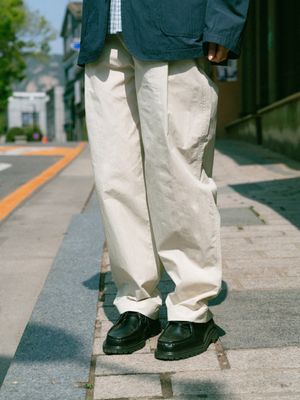 서머 이지 핀턱 트라우저(에크루)