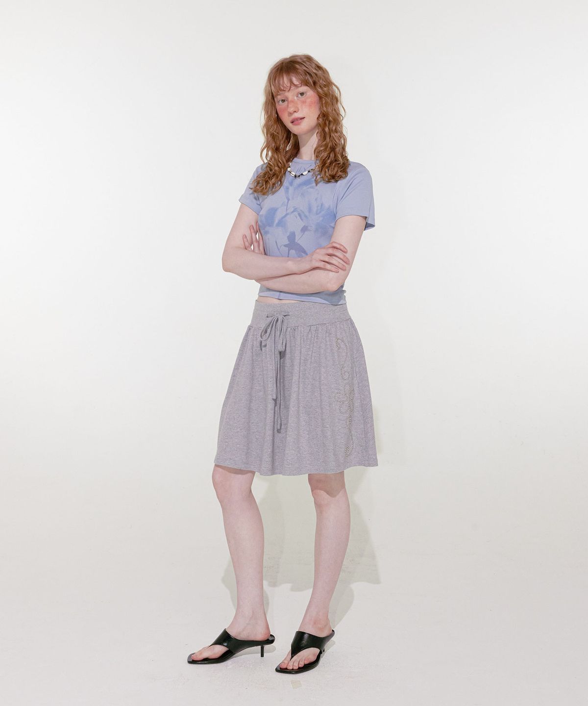 루루서울(LOULOUSEOUL) Western Stud Skirt (Light Gray)