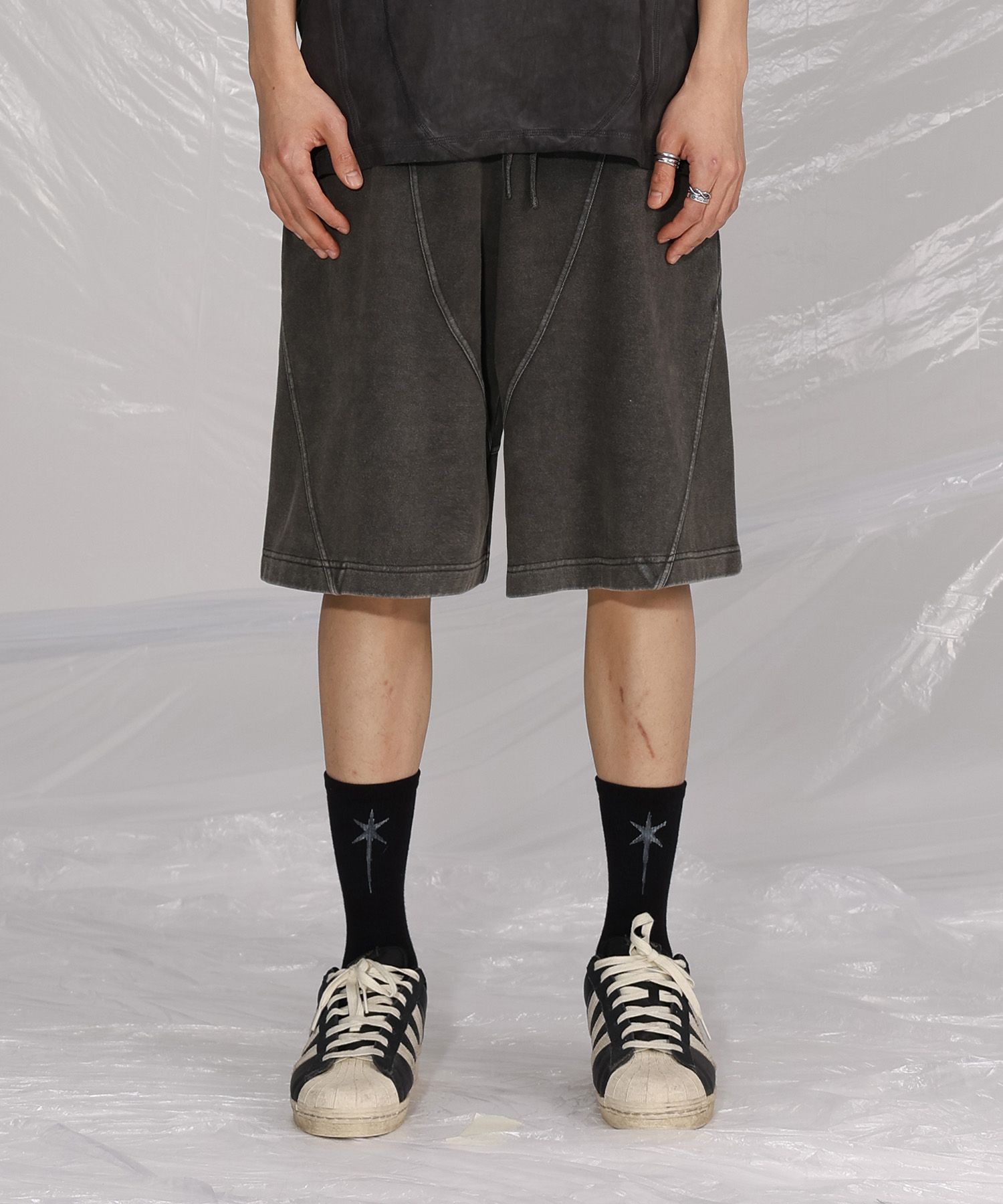 [SAINTPAIN]★25SS★CURVED PIGMENT SWEAT SHORTS★関税込 MUSINSA | SAINTPAIN SP Curved Pigment Sweatshorts Charcoal