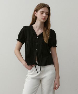 핀턱 레이스 블라우스 블랙