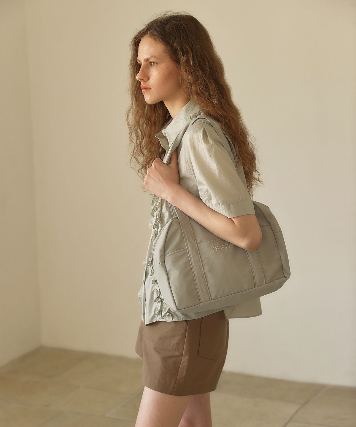 아우로(OURO) PUFFY BAG [ GRAY ]
