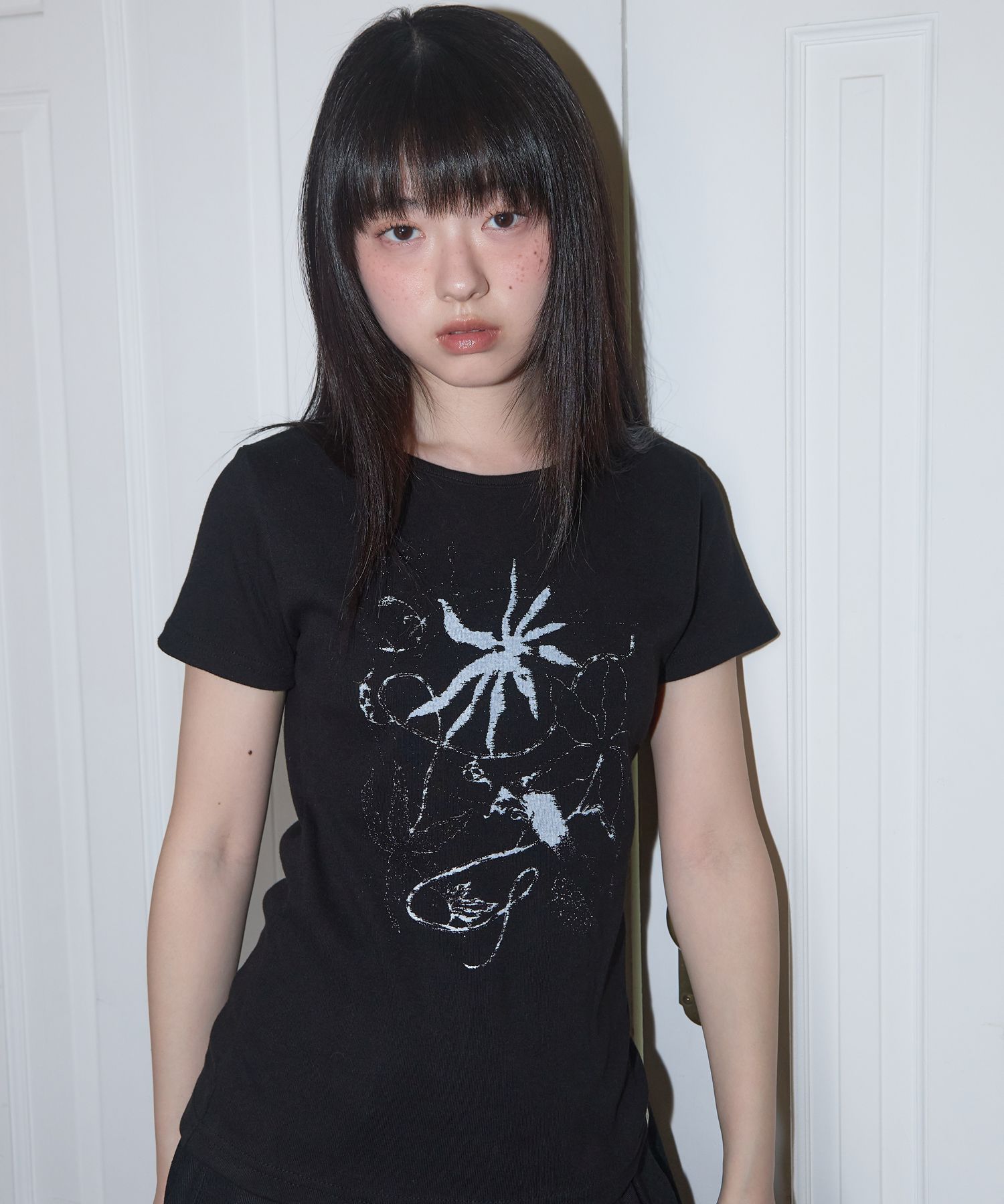 MUSINSA | FANCY CLUB Back Slit Button Tee (BLACK) F25QB126