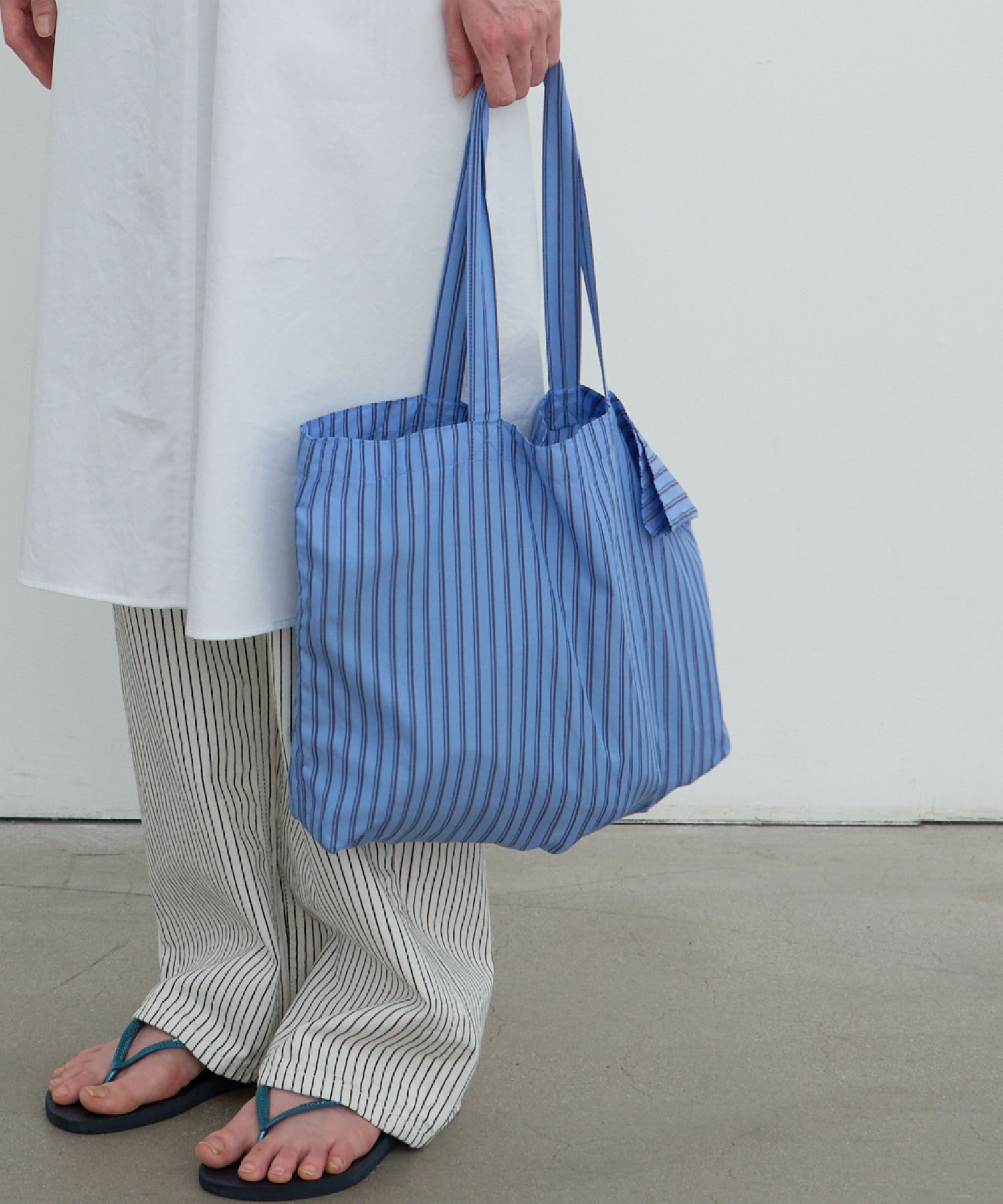 ★ POSZER★ Mild Stripe Tote Bag Blue 252MSTTB040F MUSINSA公式 | POSZER Mild Stripe Tote Bag (Blue)