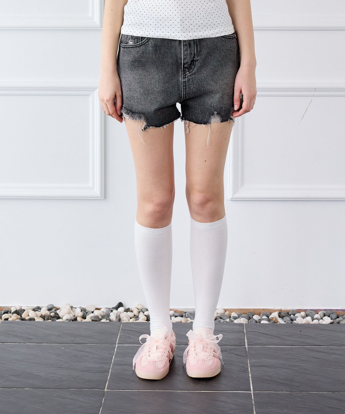 핑크파인애플(PINK PINEAPPLE) HEIRLOOM DENIM SHORTS_BLACK