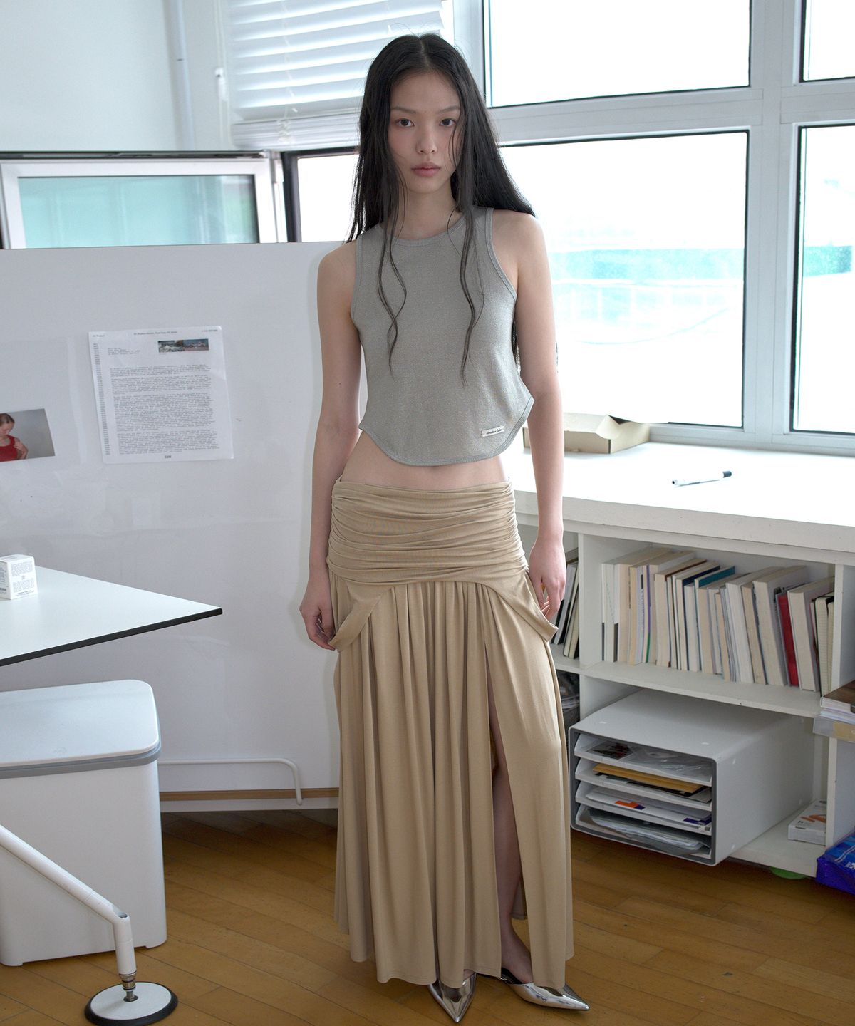 오버듀플레어(OVERDUEFLAIR) DRAPED TURN OVER SKIRT_BEIGE