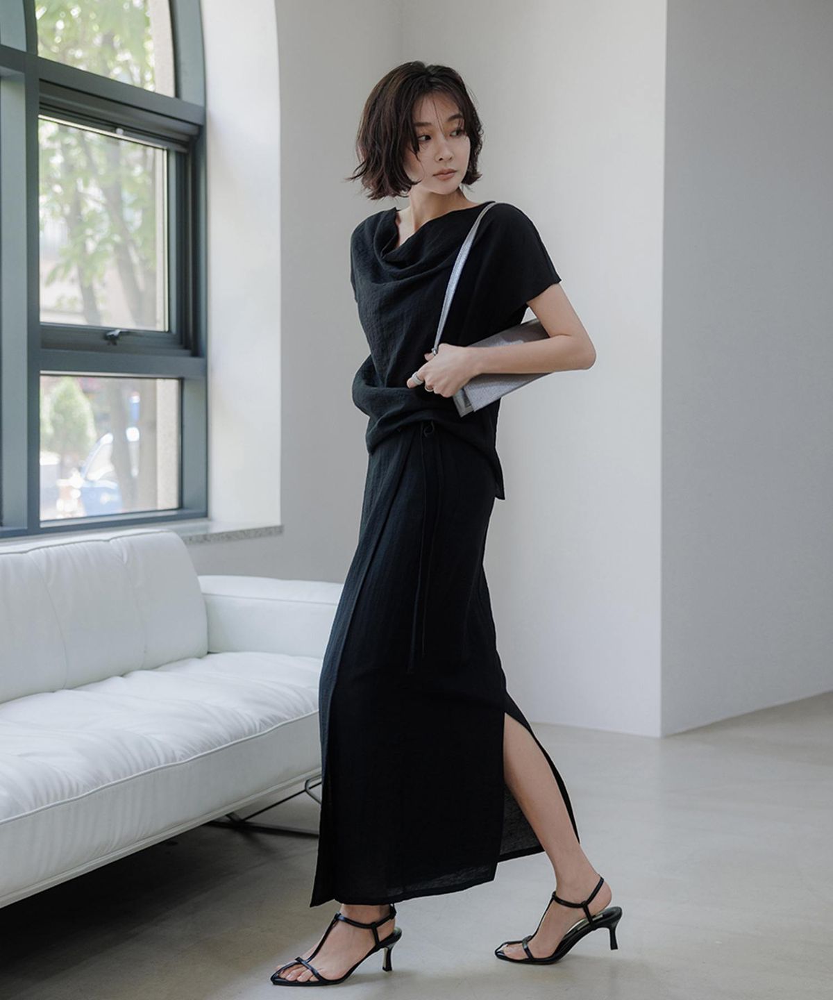 메무아(MEMUA) 린넨블랜드 블라우스 랩스커트 셋업(블랙)