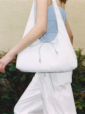 Lily Shoulder Lace in White UF5SB087-01