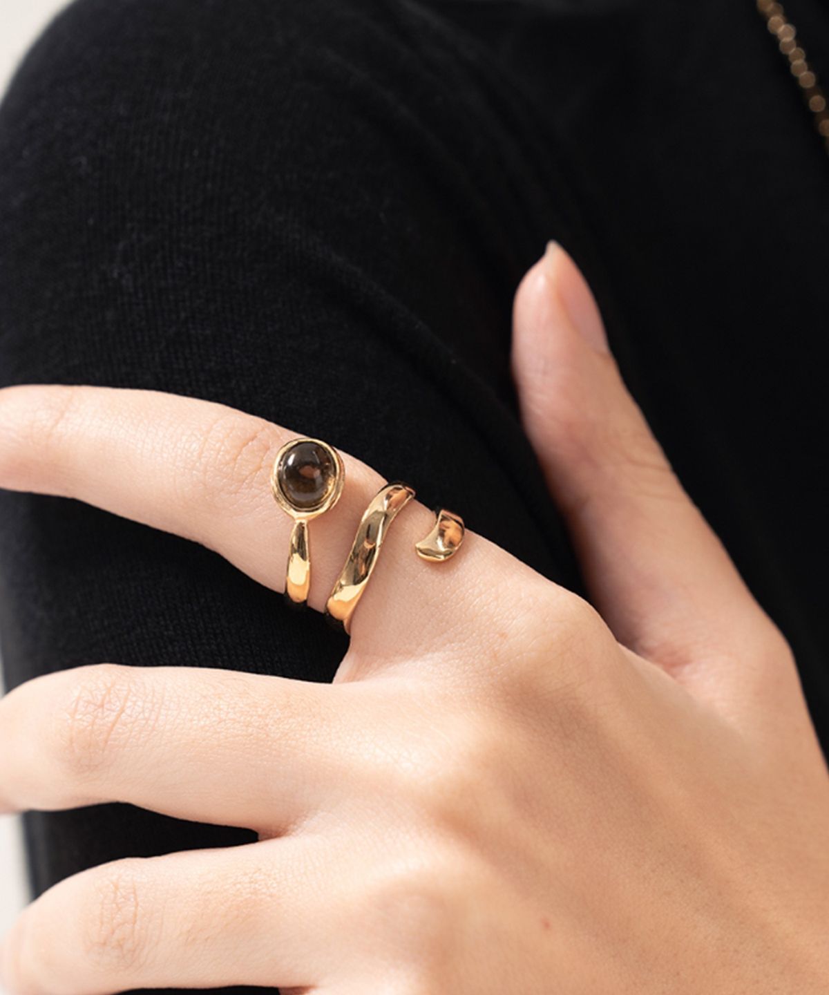 제이누이(JNUI) 제이누이 스파이럴 반지 14k gold plated