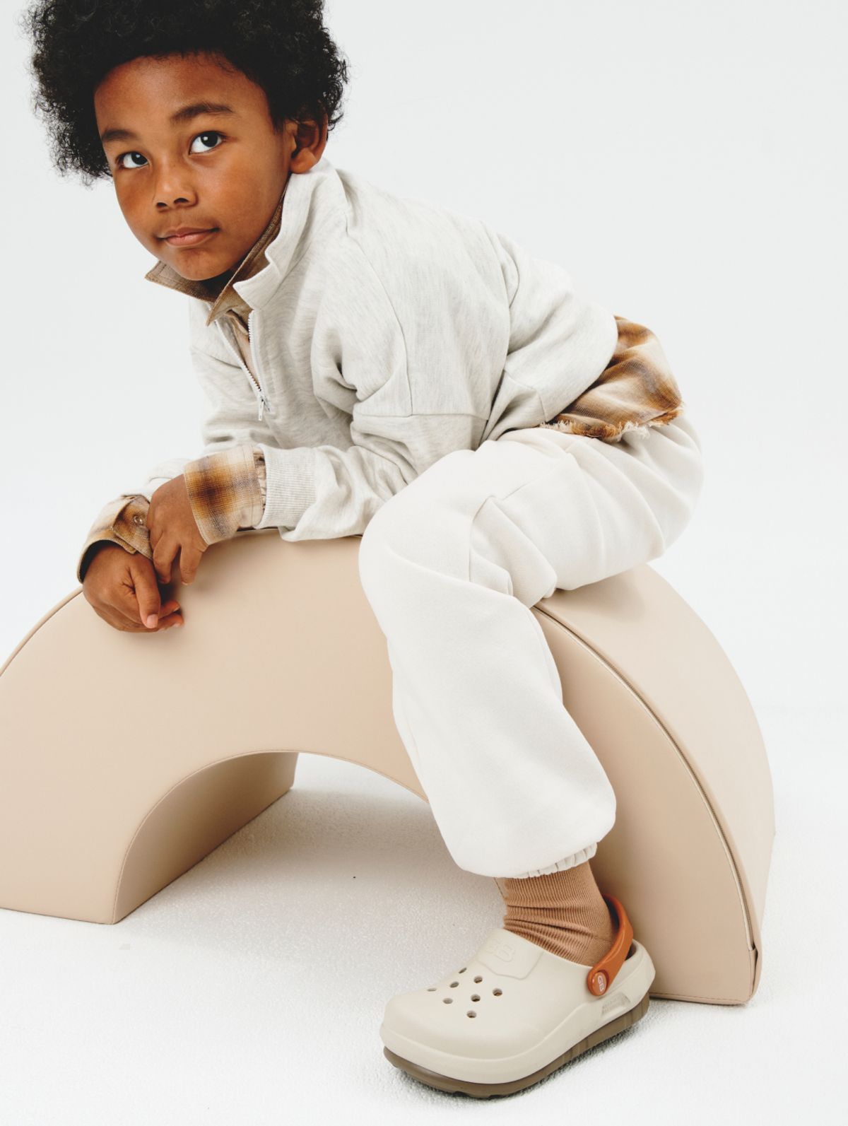 골스튜디오 키즈(GOALSTUDIO KIDS) (YOUTH) GB PRO CLOG-BEIGE