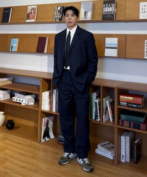 마르셀 원턱 레귤러핏 팬츠 [네이비]