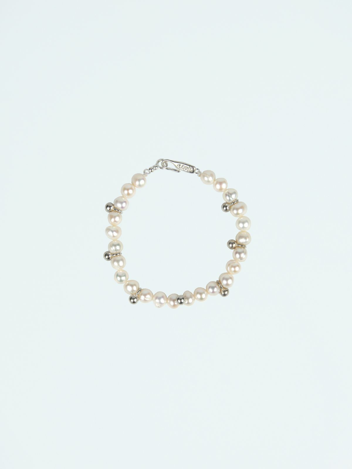 로울(LOWOOL) Dew pearl silver bracelet