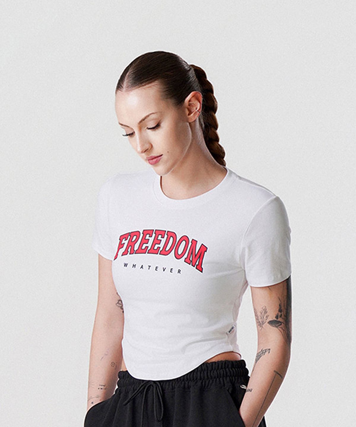 프리덤(FREEDOM) 아치로고 크롭 티셔츠 (화이트)