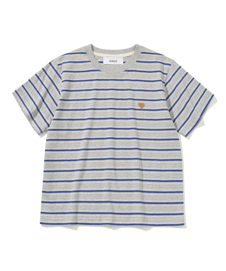 (UNISEX) 스트라이프 레더 하트 티셔츠 GREY