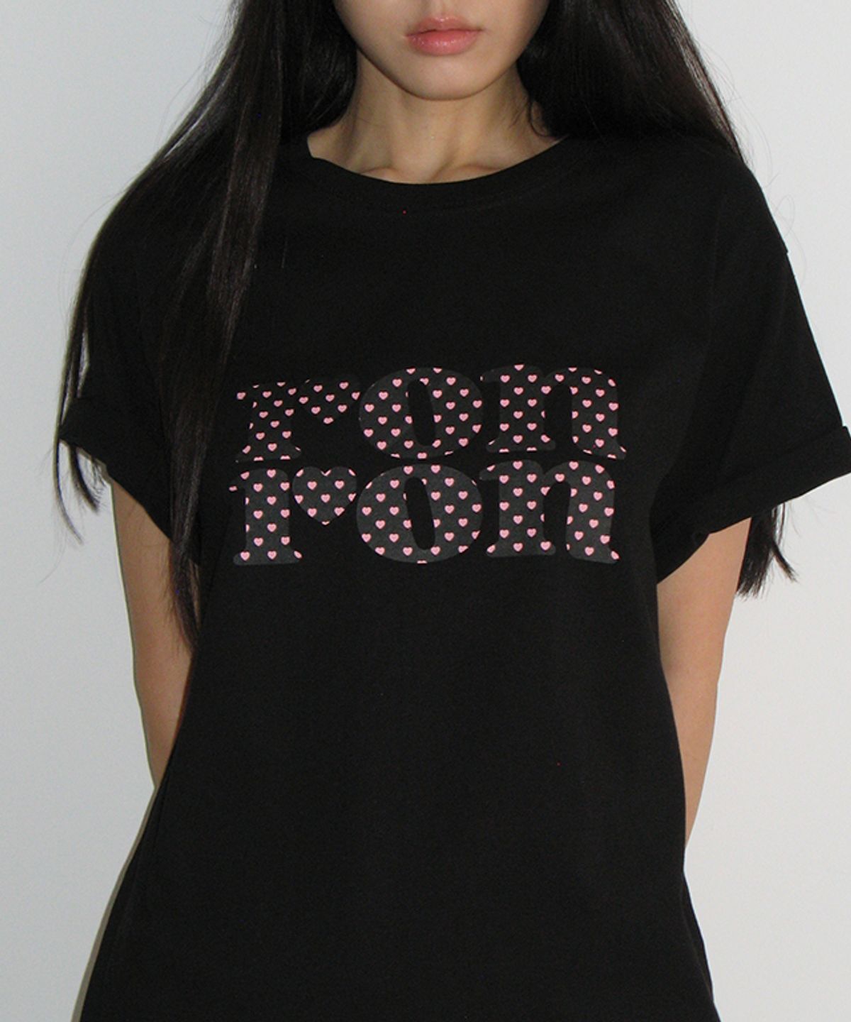 론론(RONRON) HEART LOGO BASIC FIT T SHIRT BLACK