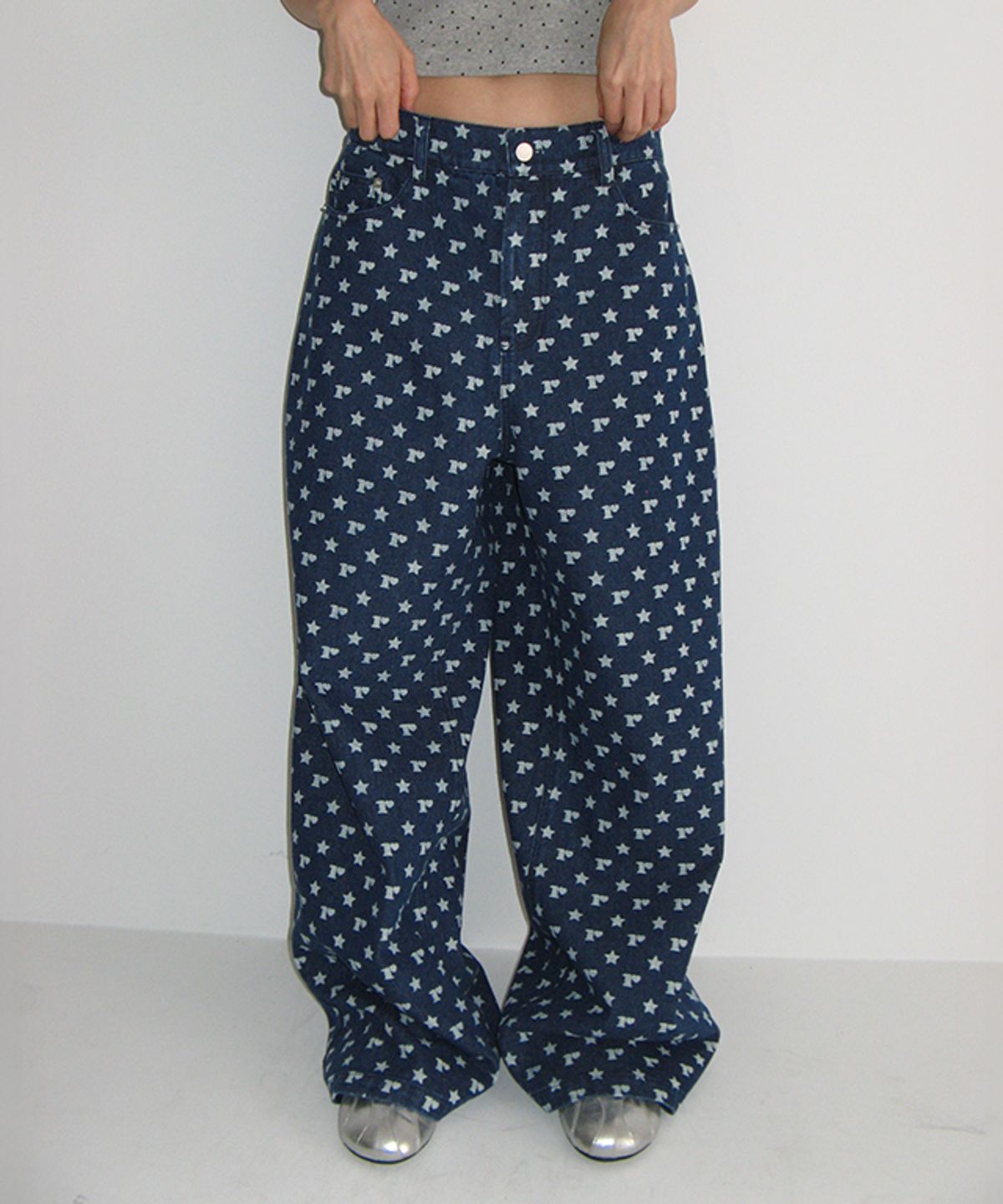 론론(RONRON) R STAR PRINTED DENIM PANTS DEEP BLUE
