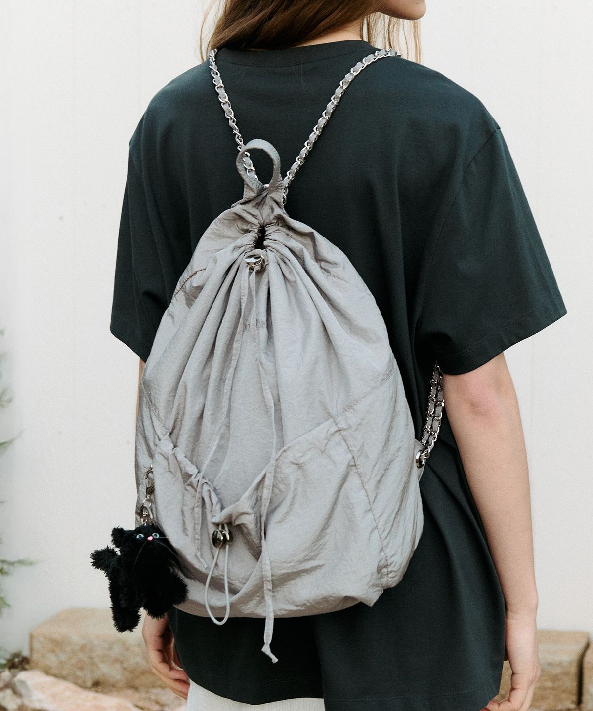 로라로라(ROLAROLA) NYLON CHAIN BACKPACK GRAY