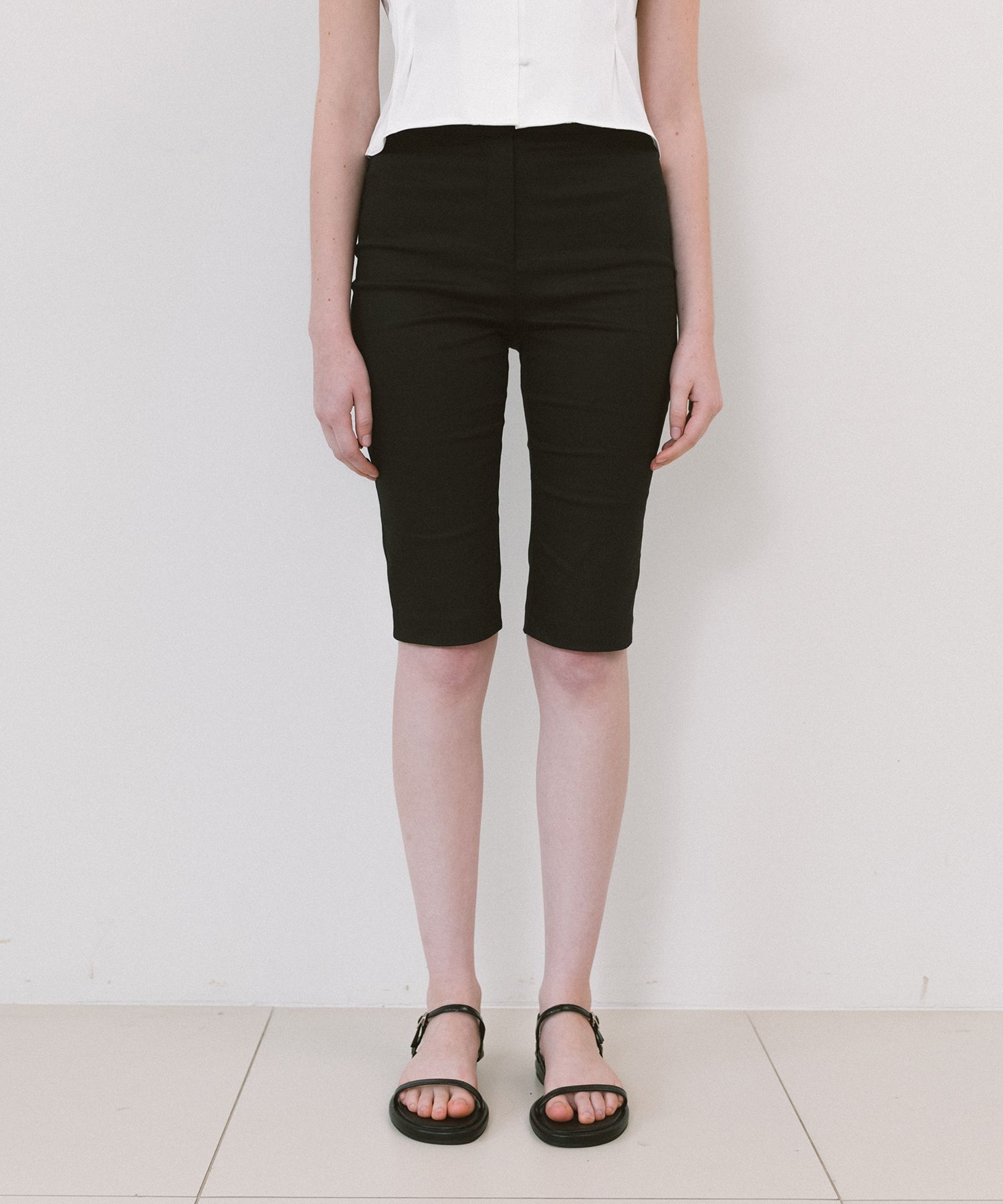 ★LAMINEZ★ Slim Capri Pants Black MUSINSA | LAMINEZ Slim Capri Pants - Black