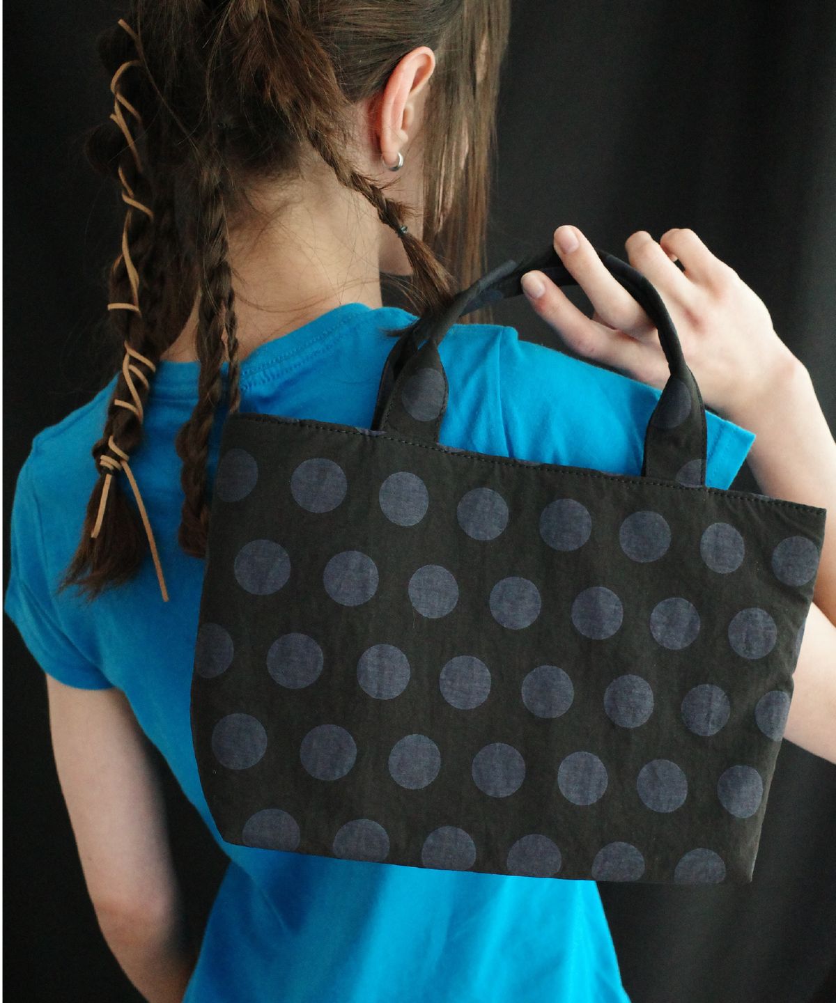 필인더블랭크(FILLINTHEBLANK) Sunday Tote Bag (Dot)(black)