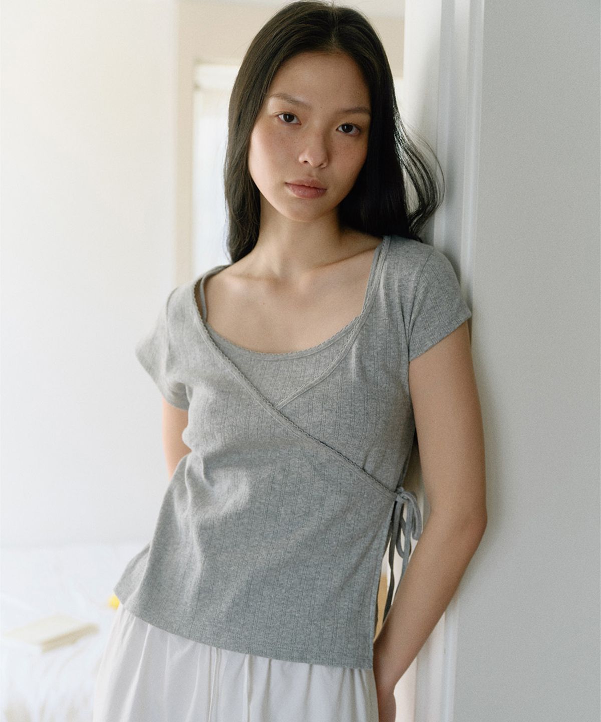베이오드(BAIE OUD) eyelet sleeveless set top_gray