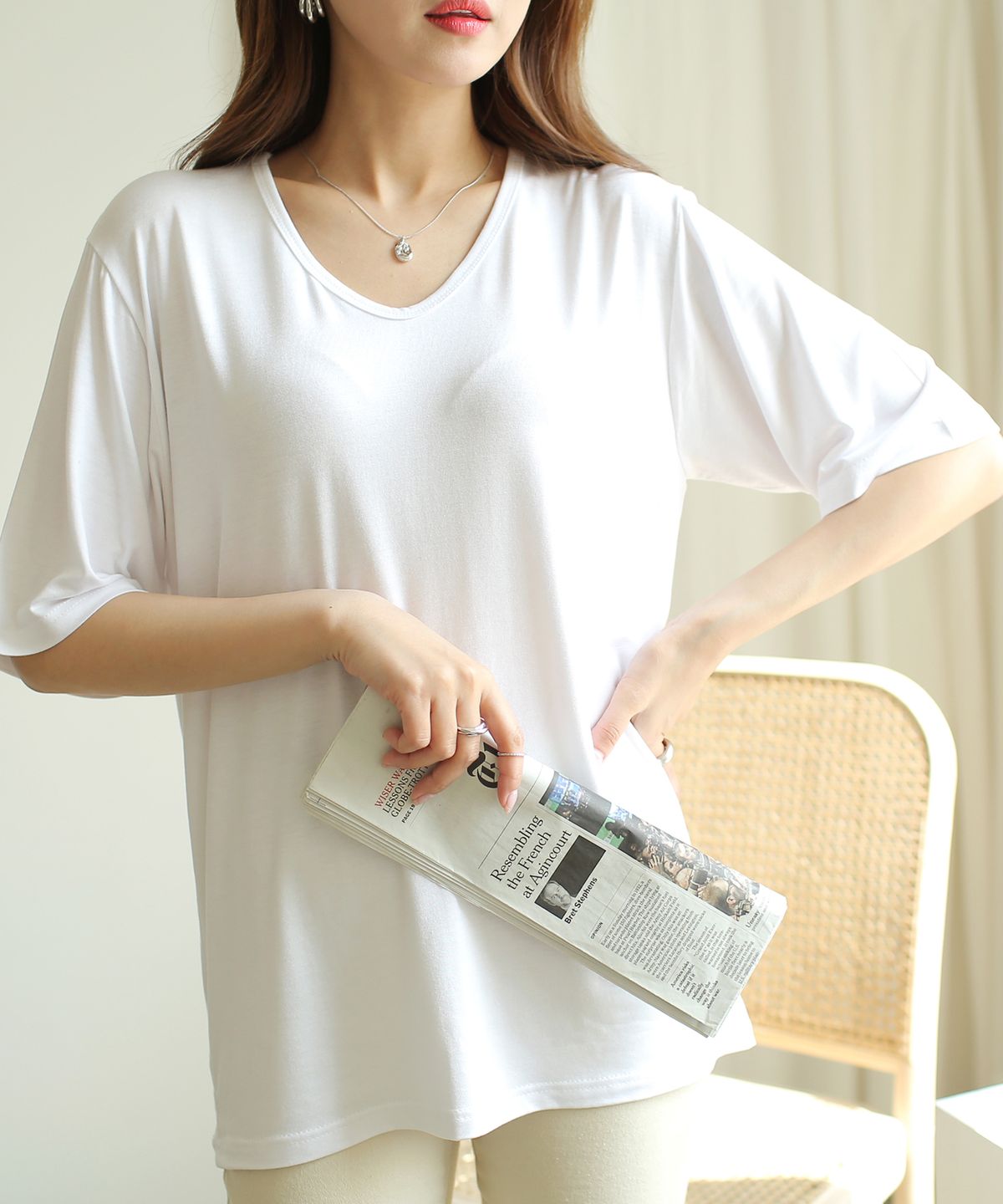 빼빼(BBAEBBAE) 베이직 U넥 반팔 티셔츠