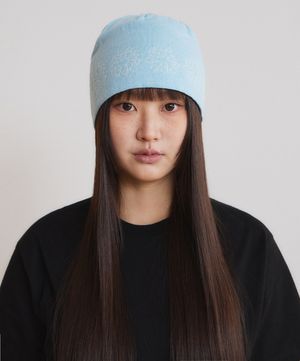 Linking Flower Jacquard Beanie