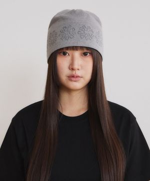 Linking Flower Jacquard Beanie