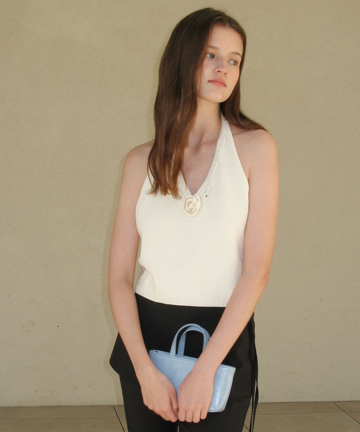 썸웨어버터(SOMEWHEREBUTTER) Aloha Halter Sleeveless Knit - Cream