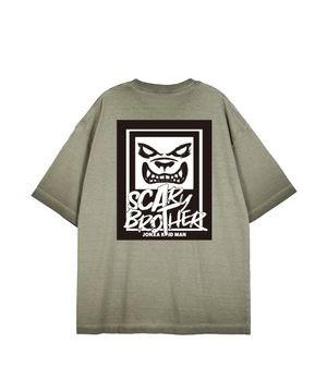 [에이피스튜디오X스캐리브라더 SERIES 3]피그먼트 루즈핏 반팔 티셔츠_카키