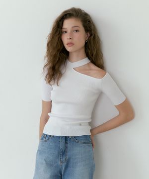 Cut off half-turtleneck Knit (ivory)