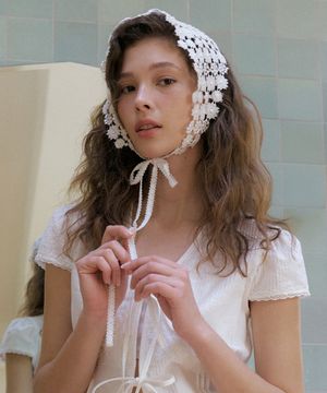 Lace Scarlett Bandana (ivory)
