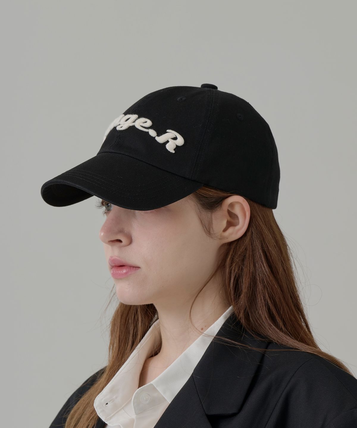 스테이지알(STAGE.R) 볼륨 로고 워싱 볼캡 [블랙]