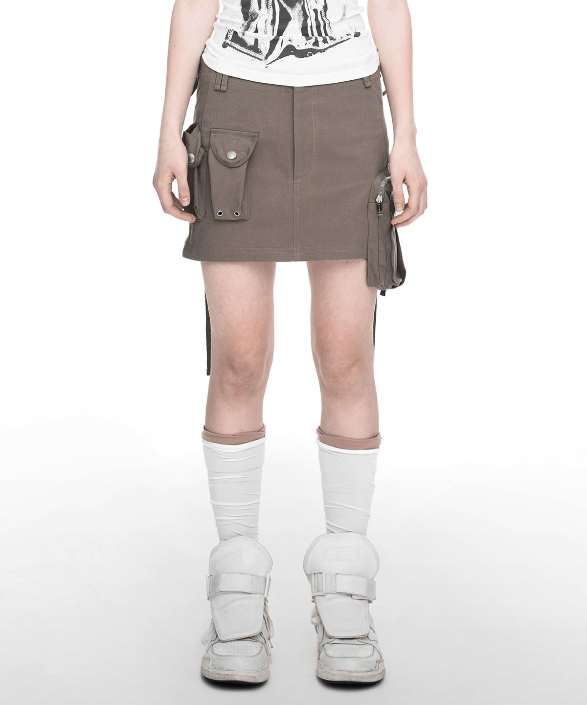 나체(NACHE) STRAP CARGO MINI SKIRT VINTAGE BEIGE
