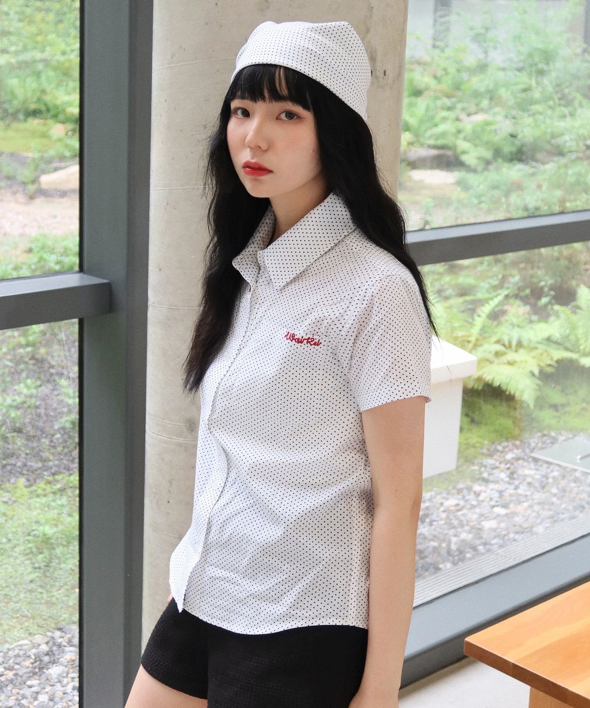 와이케이(WAIKEI) 스카프 SET 도트 반팔 셔츠 화이트