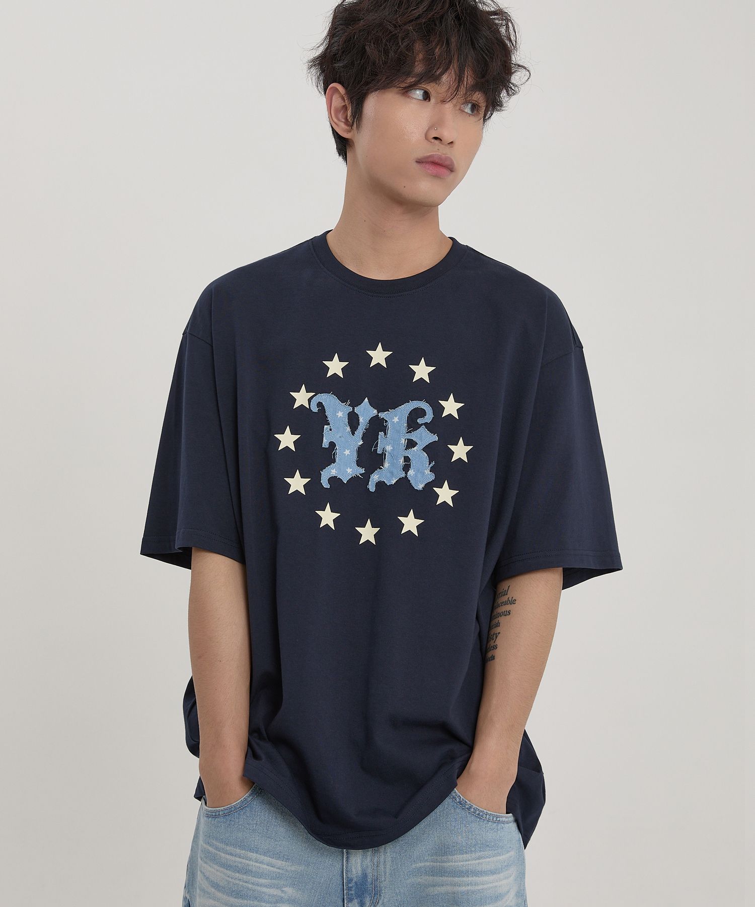 ★WAIKEI★ YK Star Applique Short Sleeve T-shirt Navy YKBE02 MUSINSA | WAI KEI YK Star Applique Short Sleeve T-shirt Navy