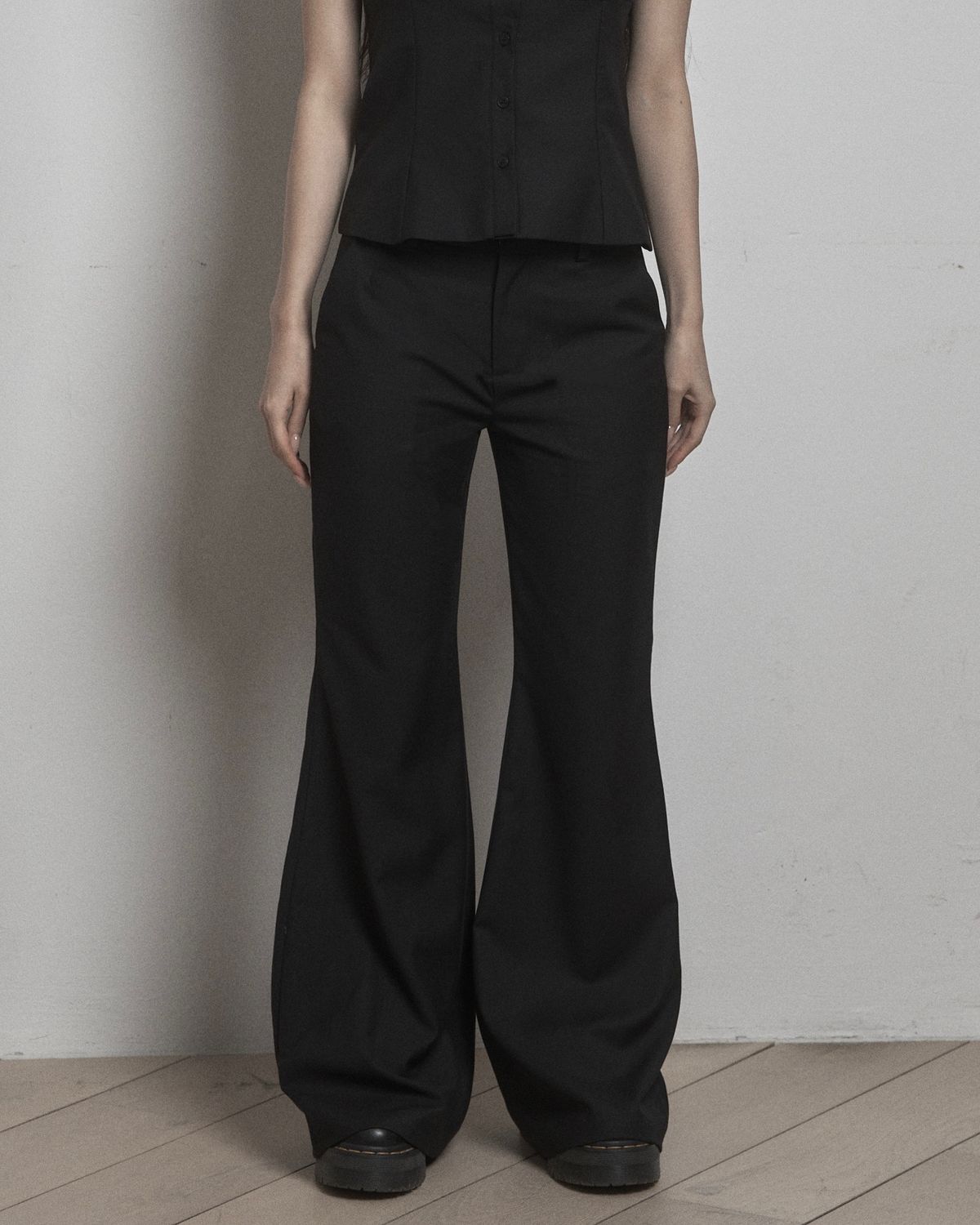 카키포인트(KHAKIPOINT) Bootcut Slacks (black)