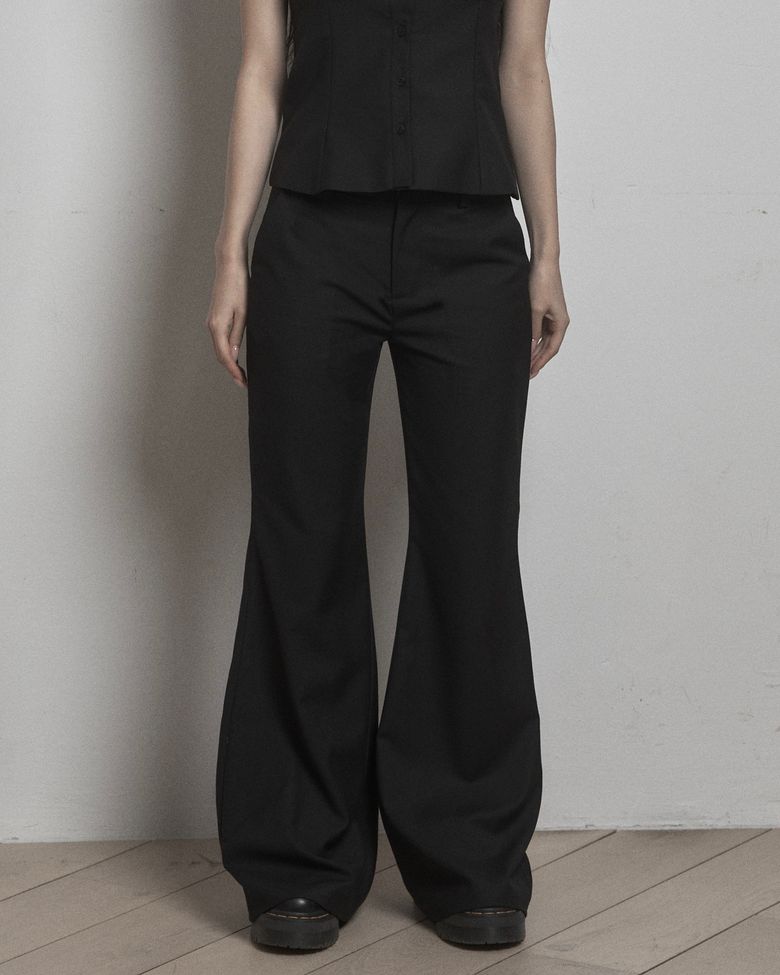 Bootcut Slacks (black)