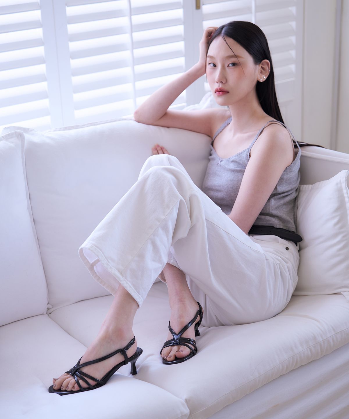 커스텀에이드 우먼(CUSTOMADE WOMAN) 5cm 스트랩 뮬 샌들 키튼힐 블리스(CW0095EBK)