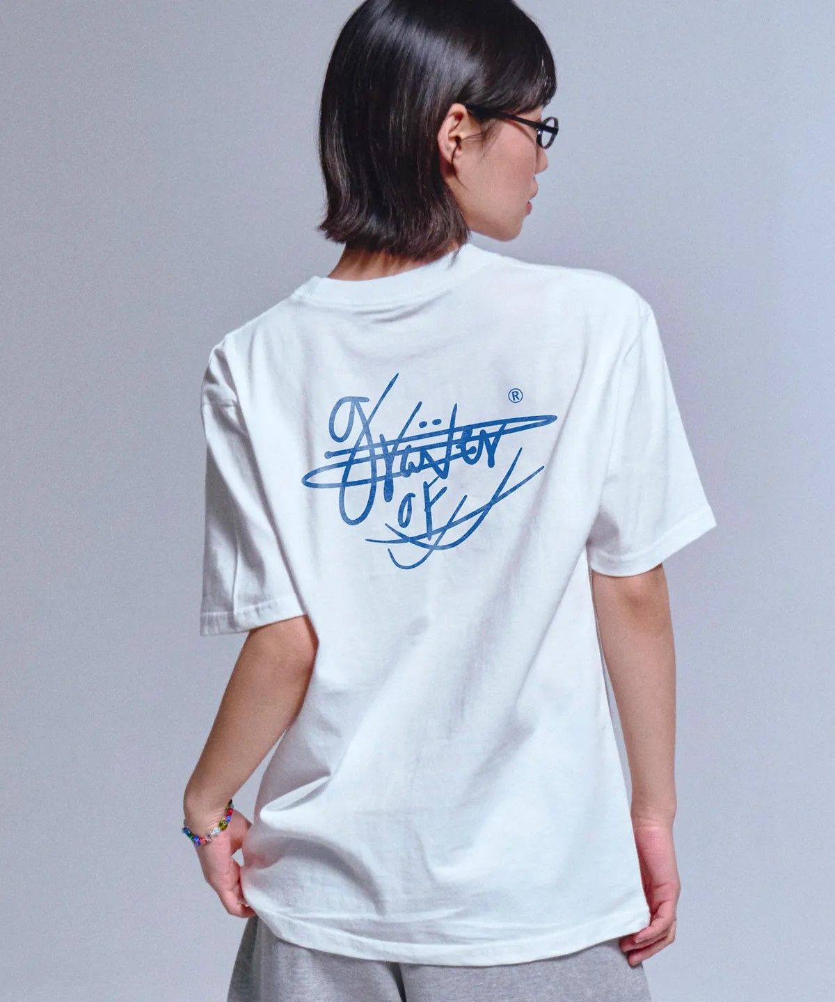 그레이버(GRAVER) [UNISEX]싸인 블루 레터링 백로고 반팔티_3color