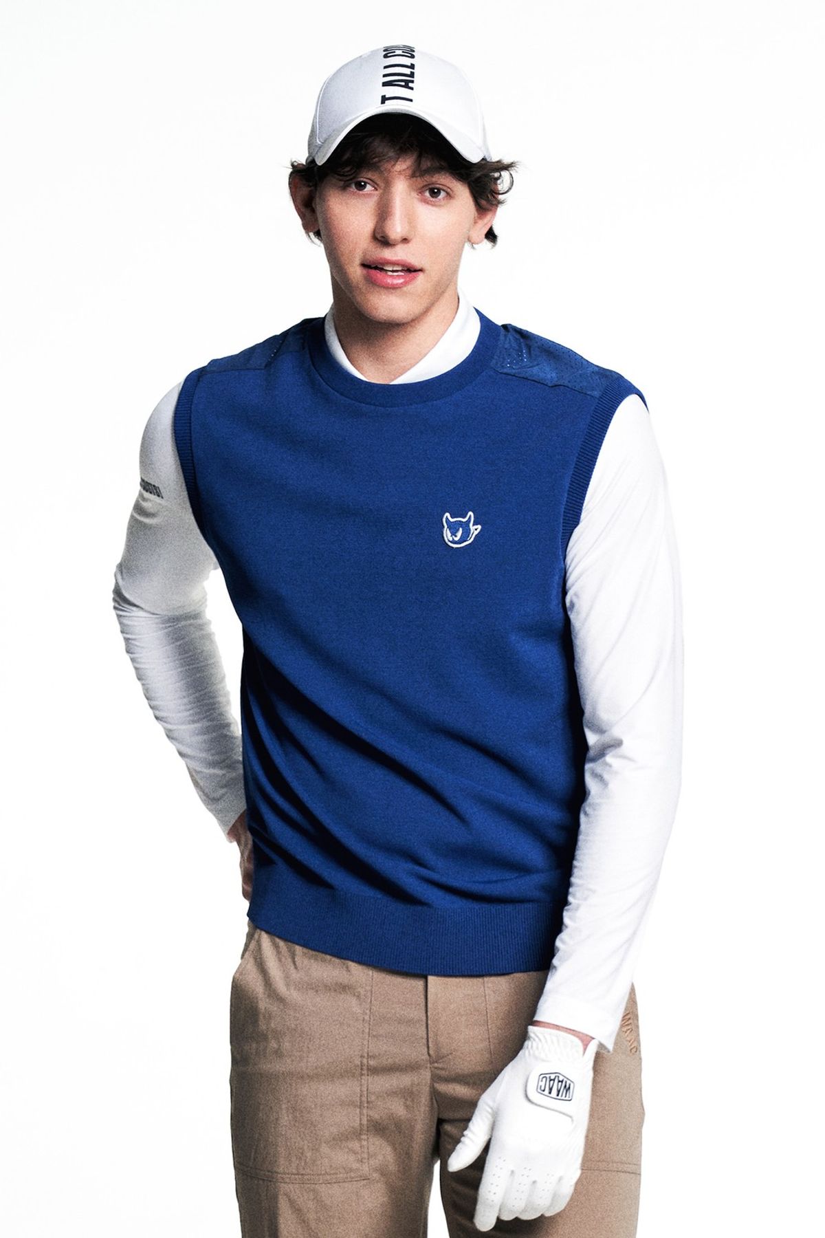 왁(WAAC) Men Hybrid Knit Vest_WMWAM25201BUD