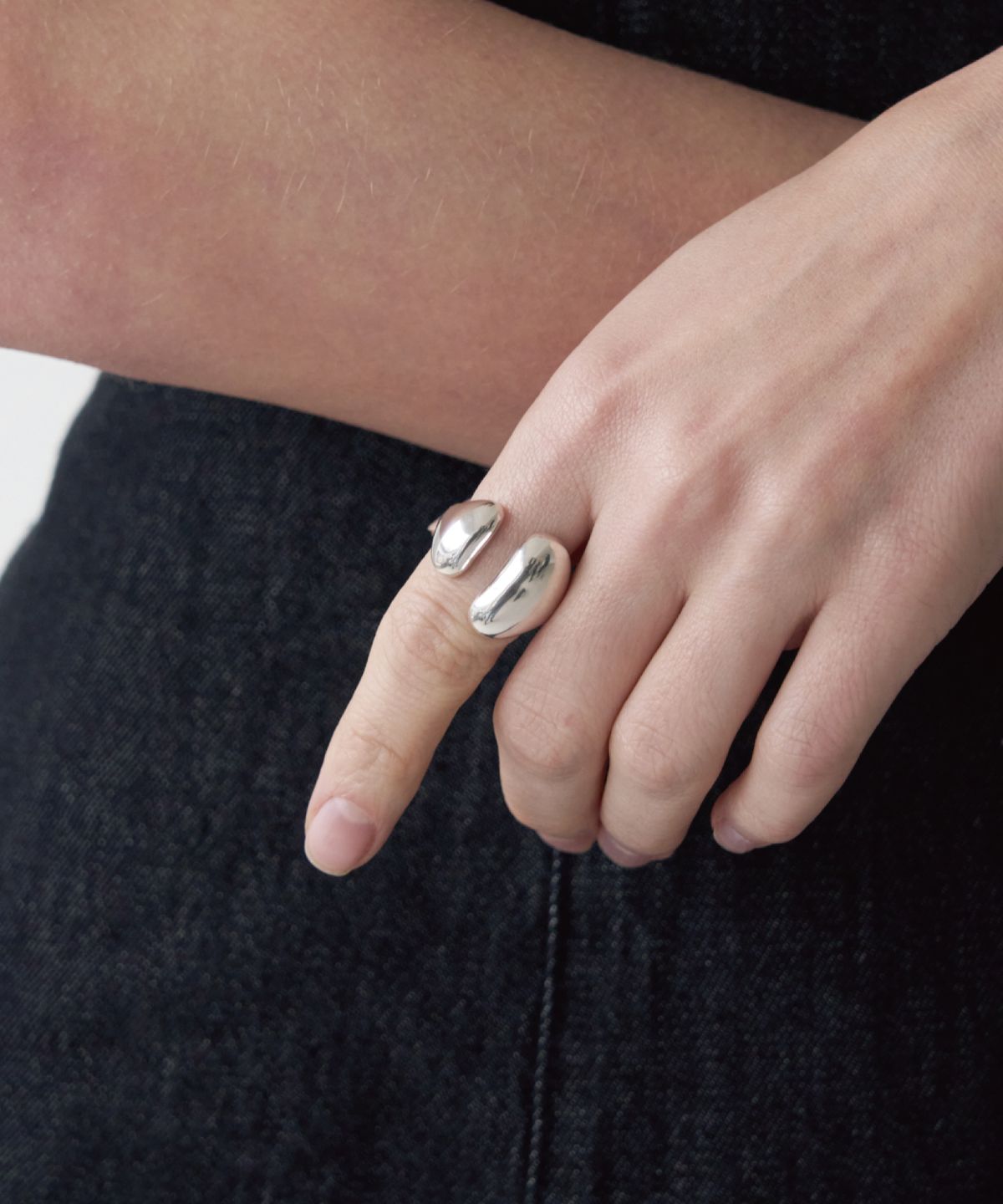투쉐이드(TOUCHÉD) PEBBLE RING 05