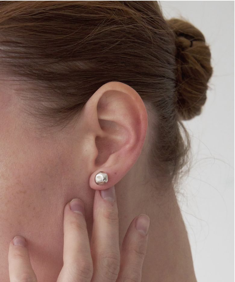 PEBBLE EARRING 02