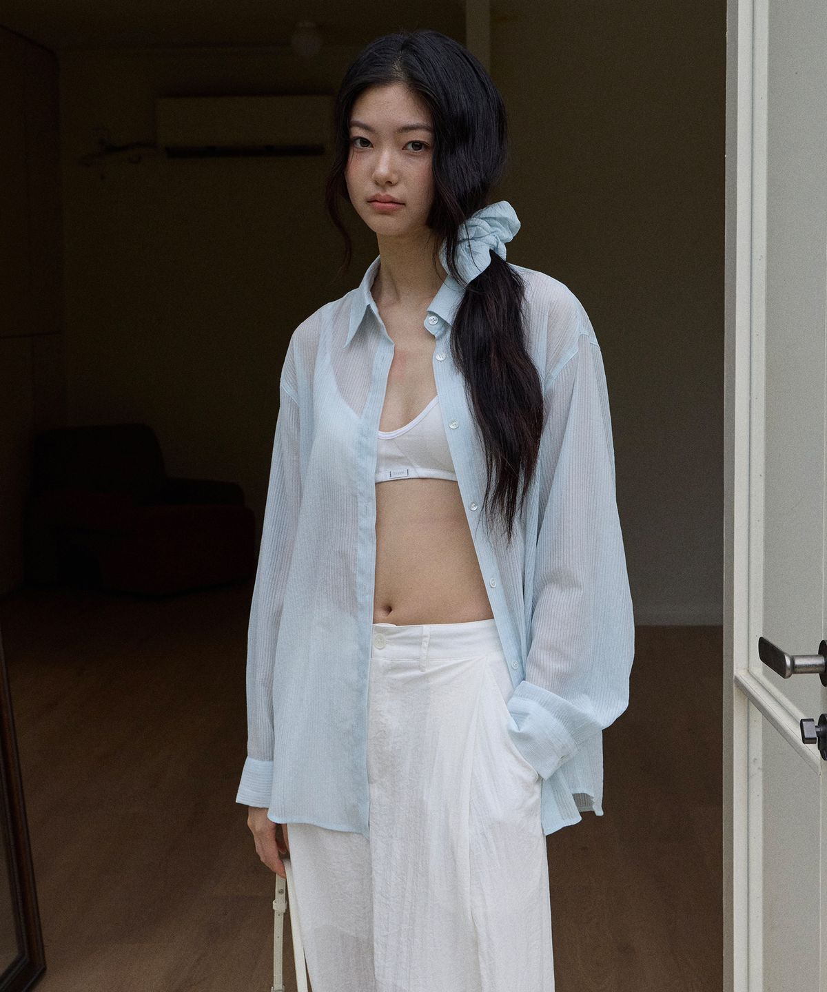 무드인사이드 우먼(MOOD INSIDE WOMAN) (woman) [스크런치 SET]  텐셀 ST 시어 셔츠_5Color