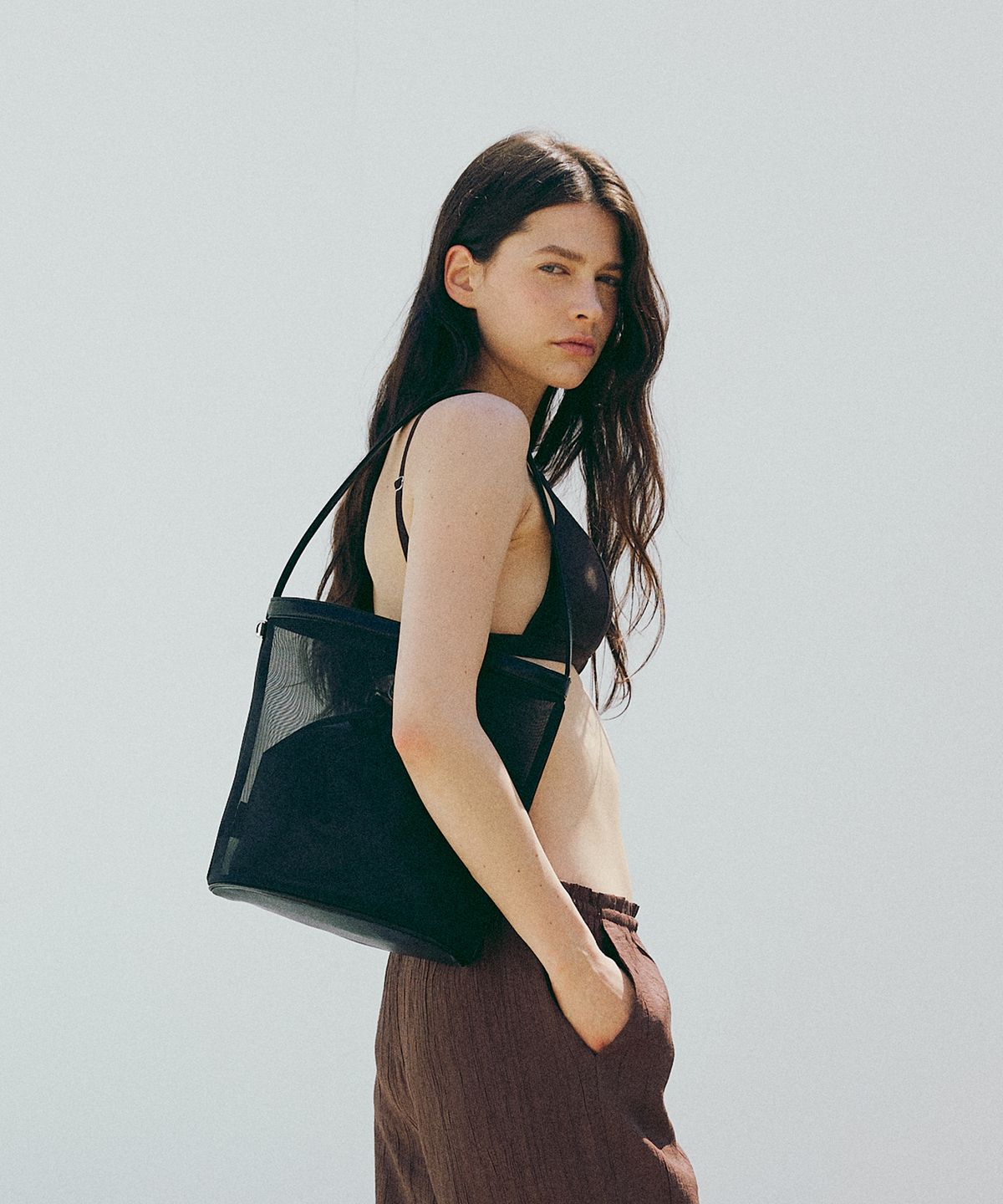모어모르(MOREMORR) ONDE BAG 메쉬백 black