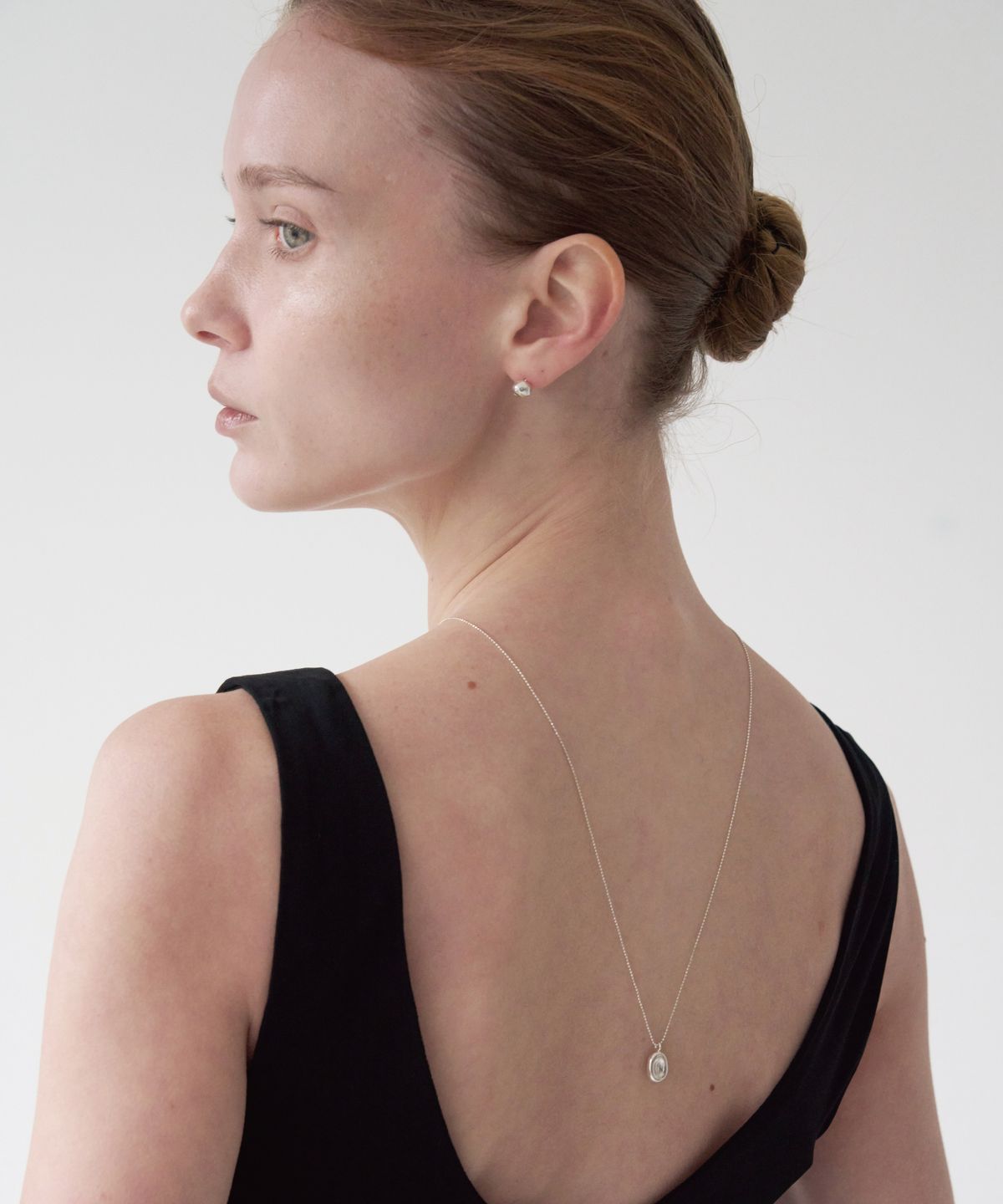 투쉐이드(TOUCHÉD) PEBBLE NECKLACE 03