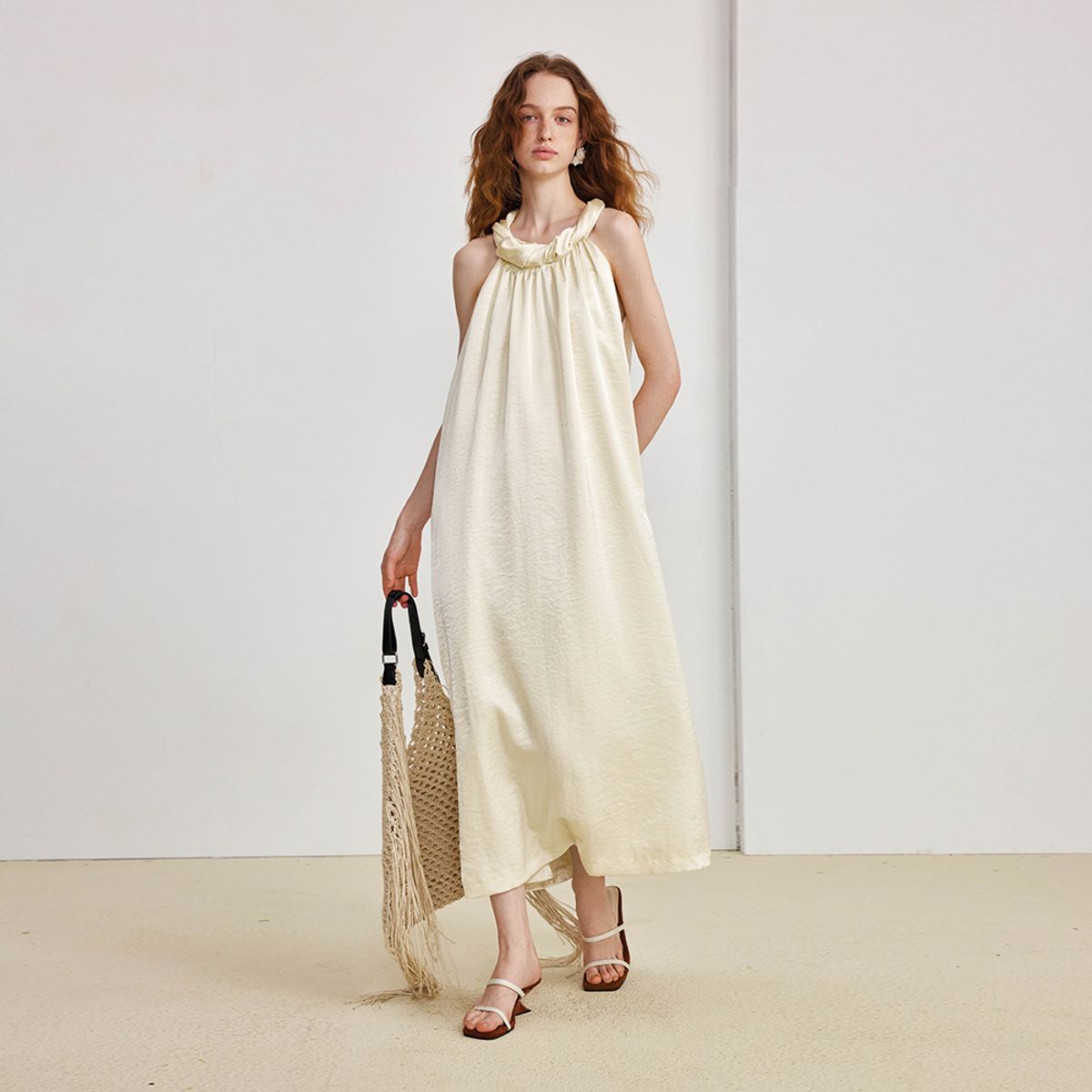 와이와이아이엠(YYIAM) YY_French sleeveless halterneck dress
