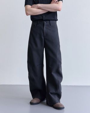 절개 다트 슬랙스팬츠 - 블랙