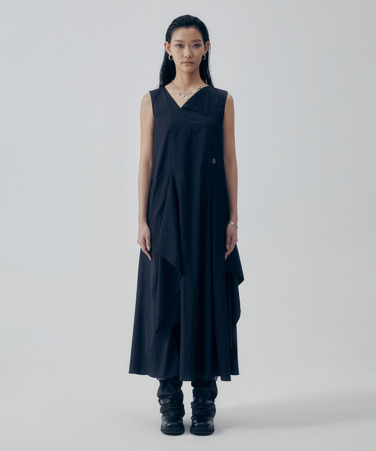 트리밍버드(TREEMINGBIRD) Overlay Draped Sleeveless One-piece [ Black ]